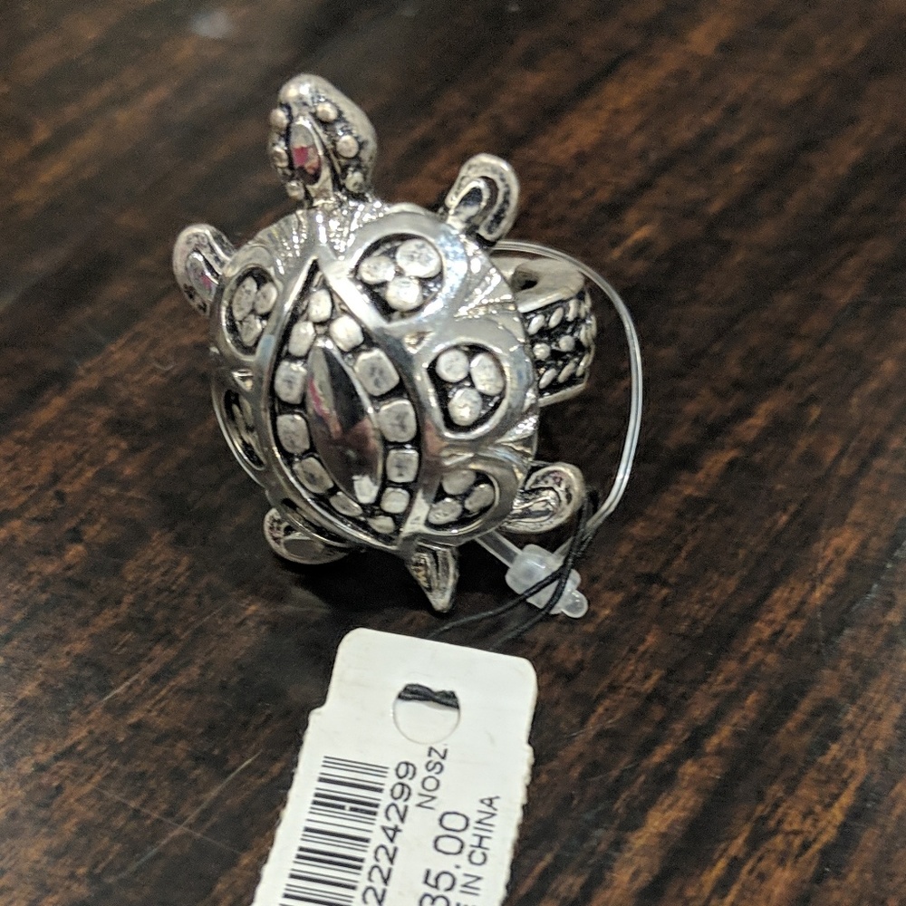 Chico's Silver Turtle Ring- Brand New